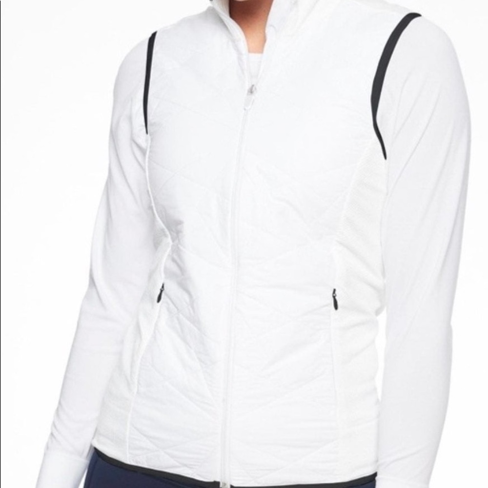 Athleta Flurry Insulated Running Vest
